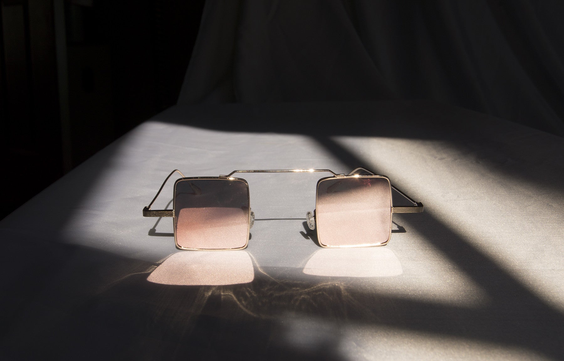 ＴΞＣＨＮ i ＱＵΞ [ʀᴏsᴇ]