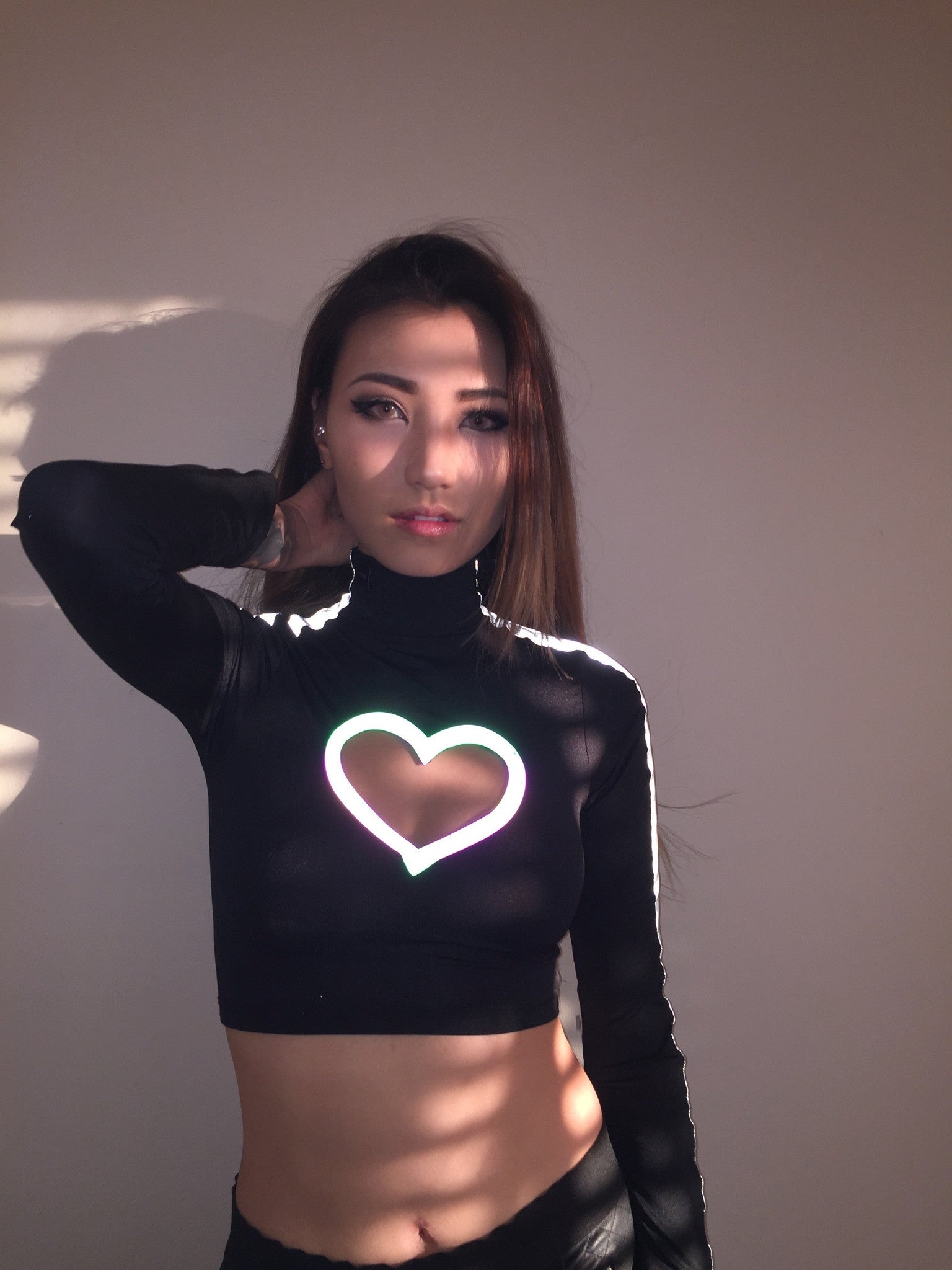 [ESQ] L♡VR TOP - ʙʟᴀᴄᴋ ʜᴏʟᴏɢʀᴀᴍ