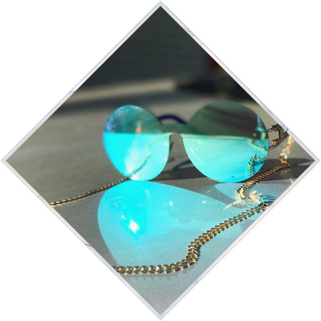 [ESQ] GOLD I|I eyewear chaiin