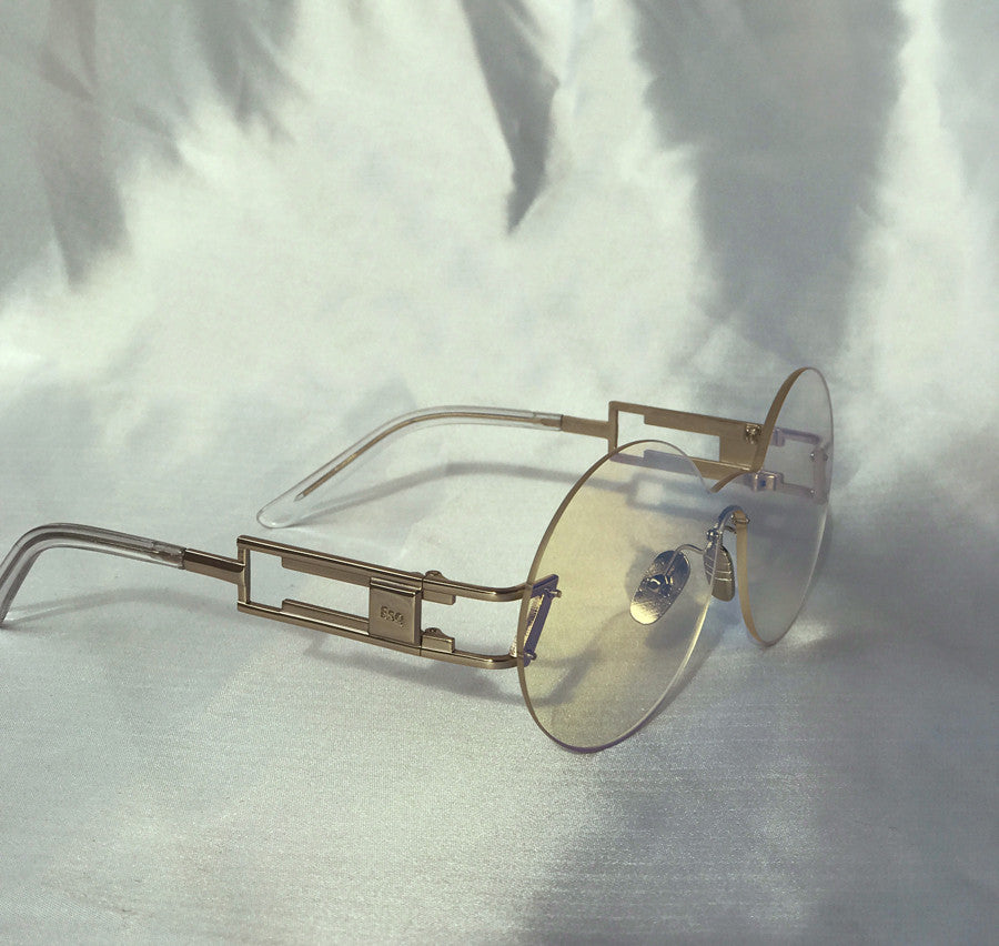 SEEMORE || ɢᴏʟᴅ HOLOGRAM